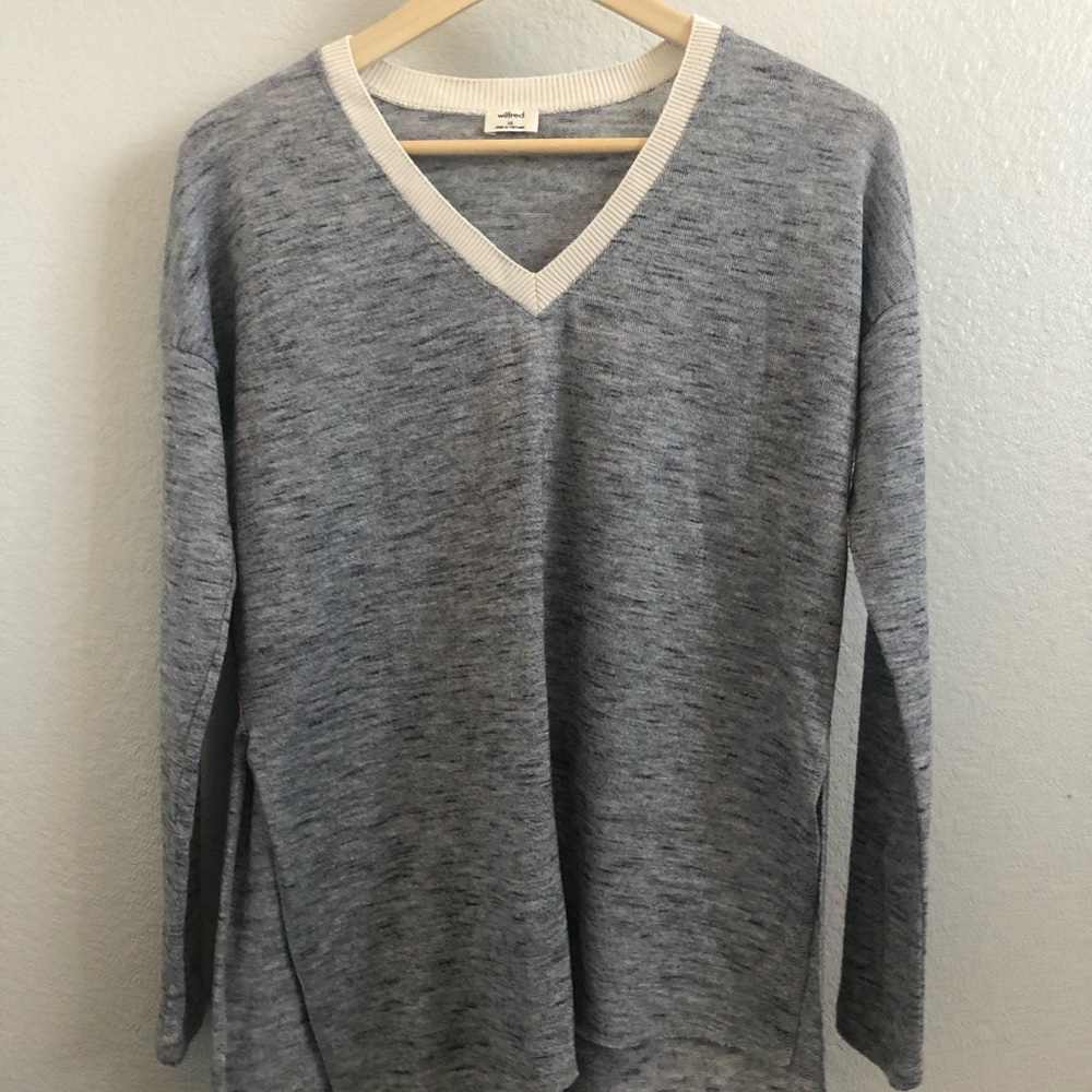 Aritzia sweater